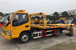 平邑哪里有拖车服务